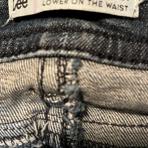 Lee Slender Secret Lower On The Waist Jeans - Picture 6 of 7